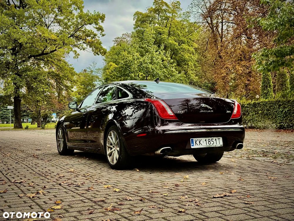 Jaguar XJ 3.0 T LWB Premium Luxury - 5