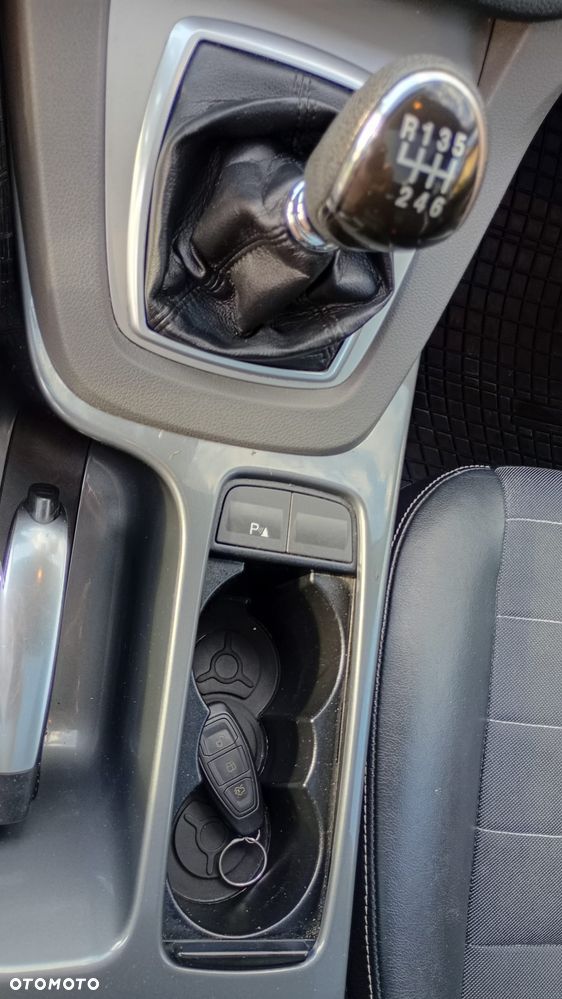 Ford Kuga 2.0 TDCi Titanium - 22