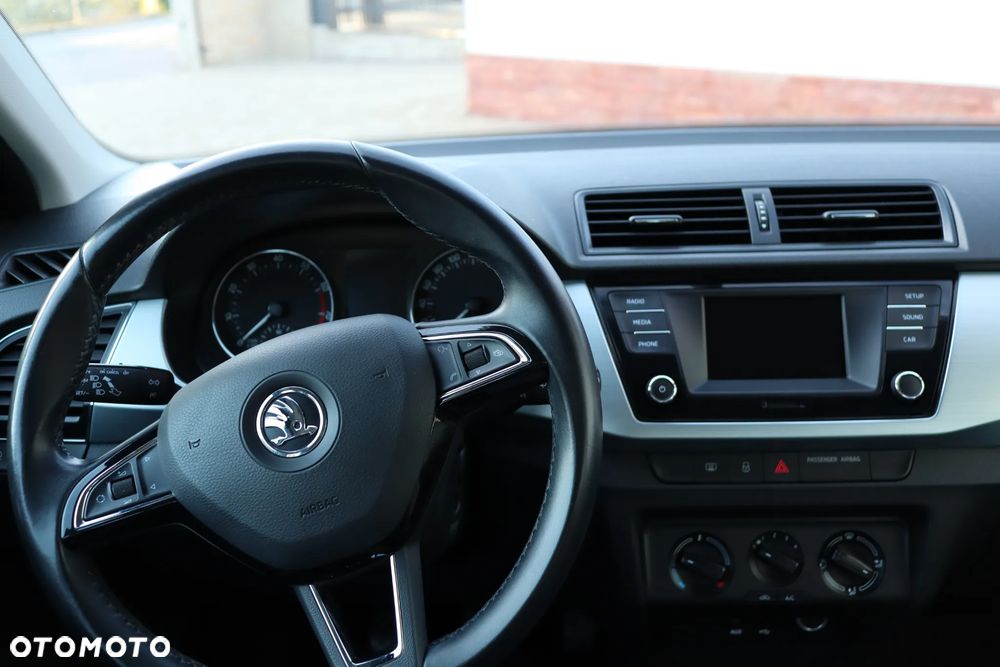 Skoda Fabia - 12