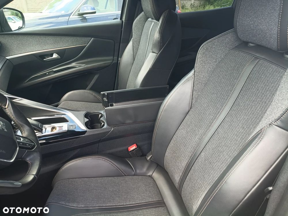 Peugeot 3008 - 16