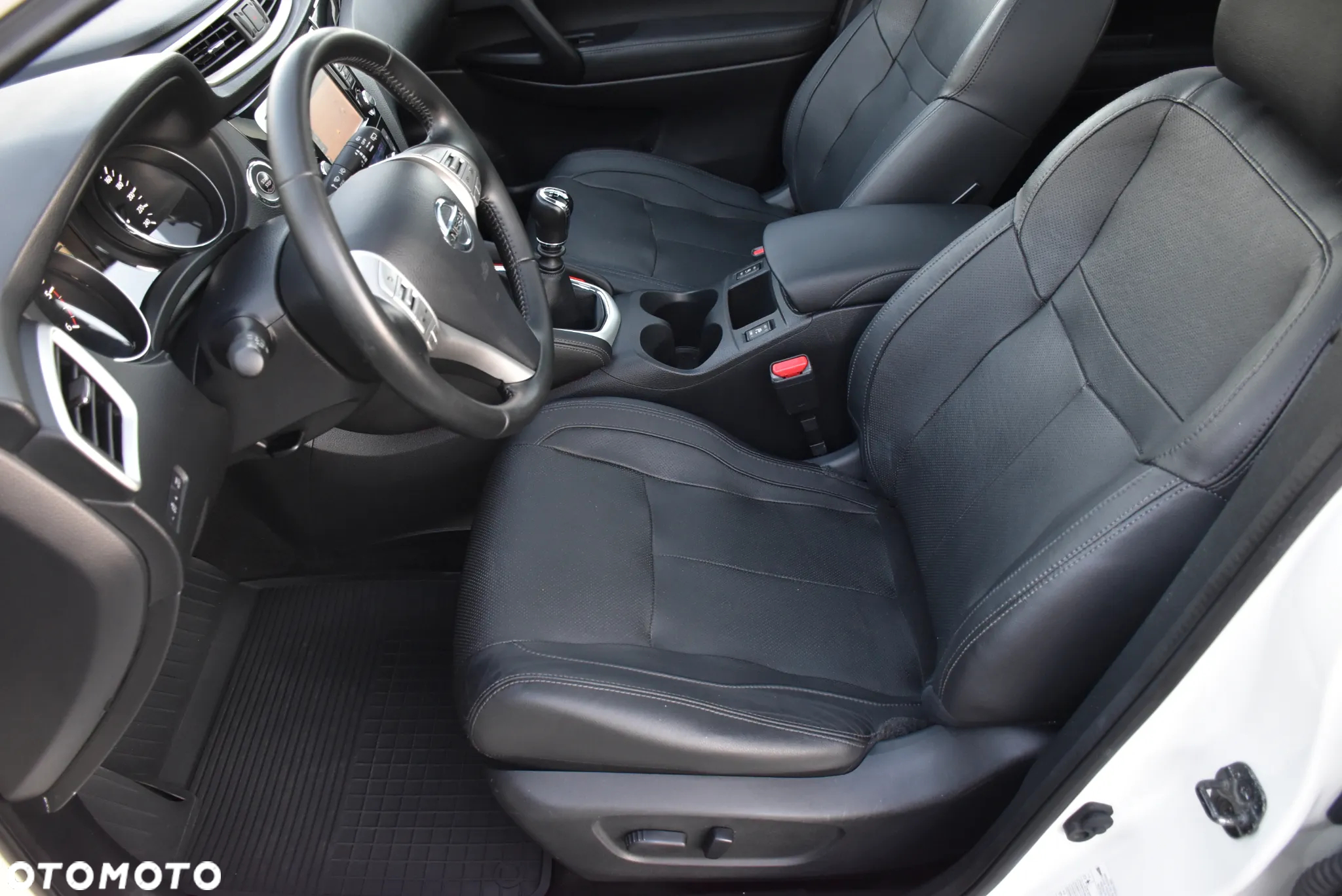 Nissan Qashqai 1.6 DCi Tekna+ - 19