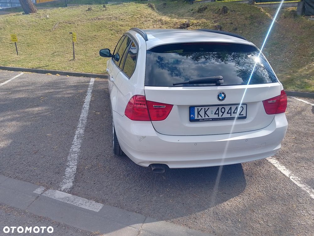 BMW Seria 3 318d DPF - 16