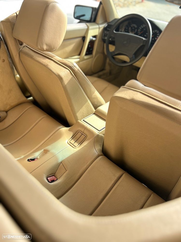 Mercedes-Benz SL 300 - 3