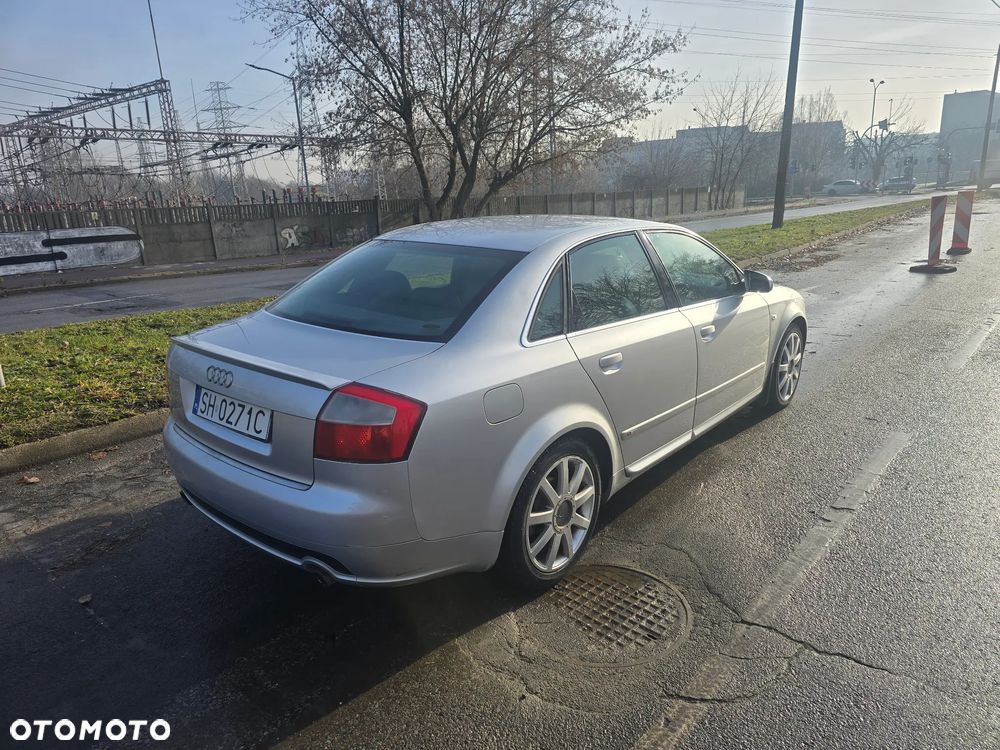 Audi A4 Limousine 1.8T - 3