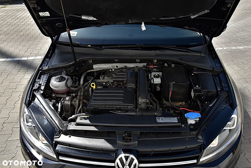 Volkswagen Golf 1.4 TSI BMT Comfortline - 11