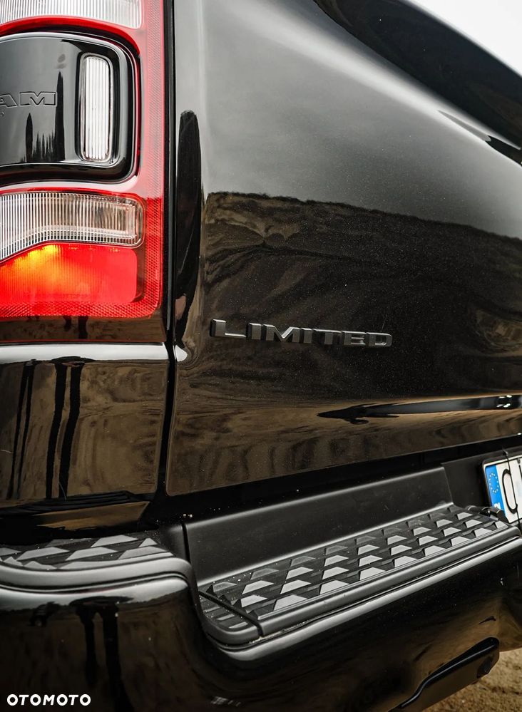 RAM 1500 5.7 eTorque Crew Cab Shortbed Limited Black - 13