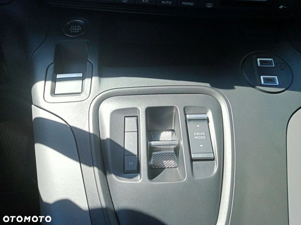 Toyota Proace City Verso 1.5 D-4D VIP - 14