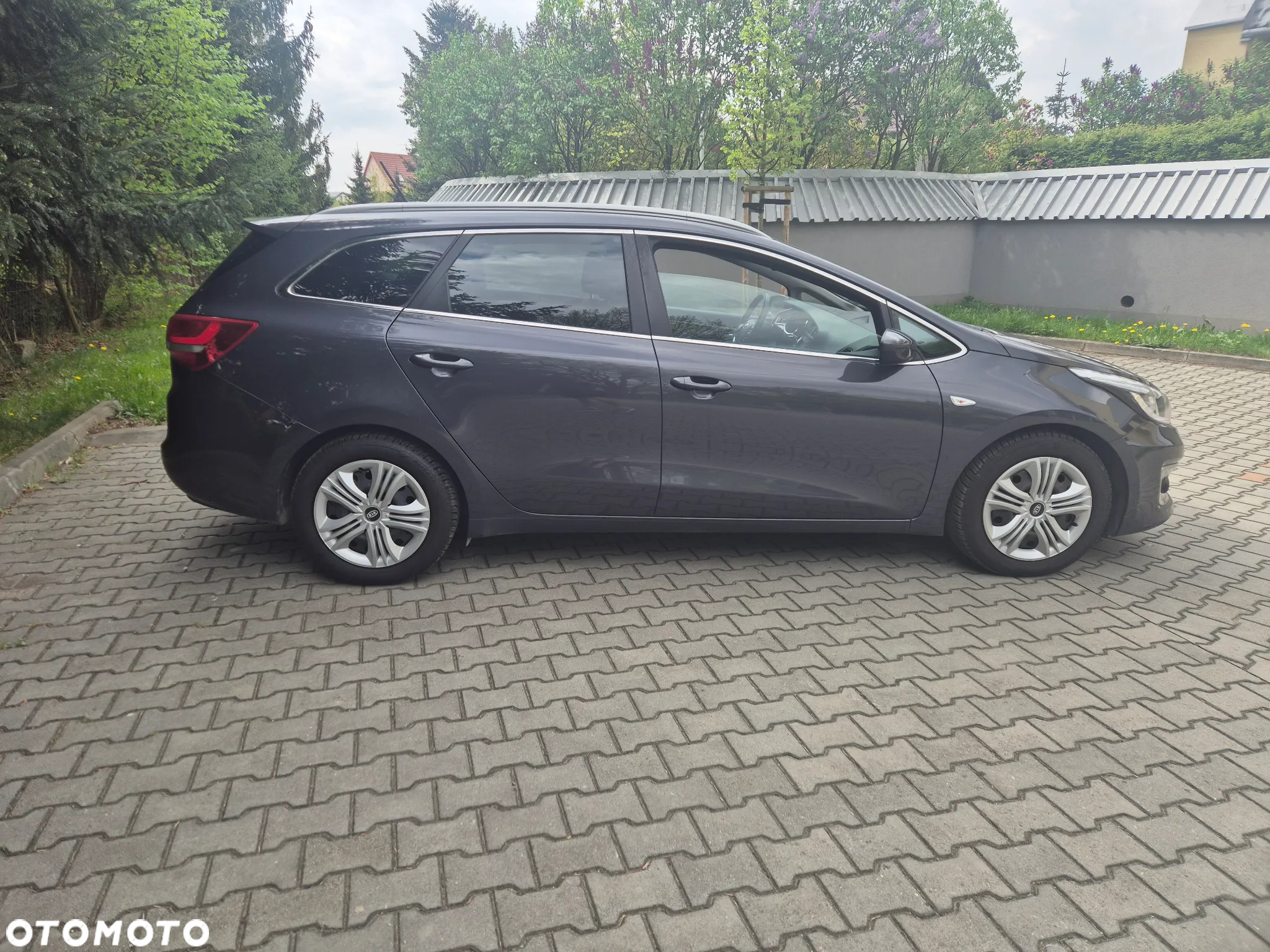 Kia Ceed 1.6 GDI ISG Dream-Team Edition - 5