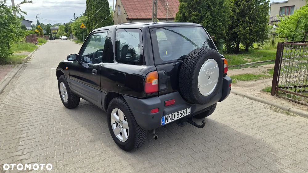 Toyota RAV4 2.0 Fun - 8