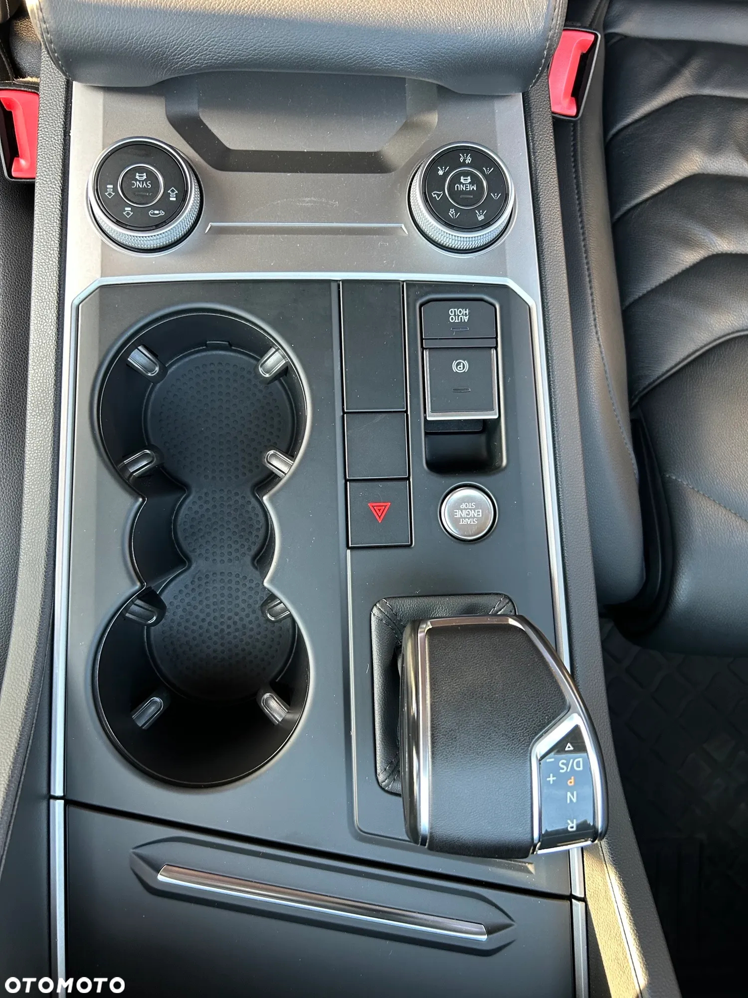 Volkswagen Touareg - 13