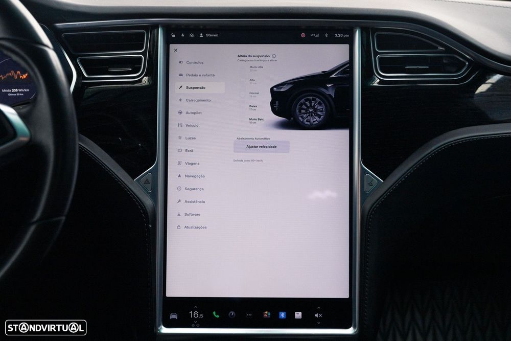 Tesla Model X - 38