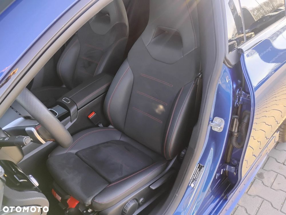 Mercedes-Benz CLA 200 AMG Line 7G-DCT - 10