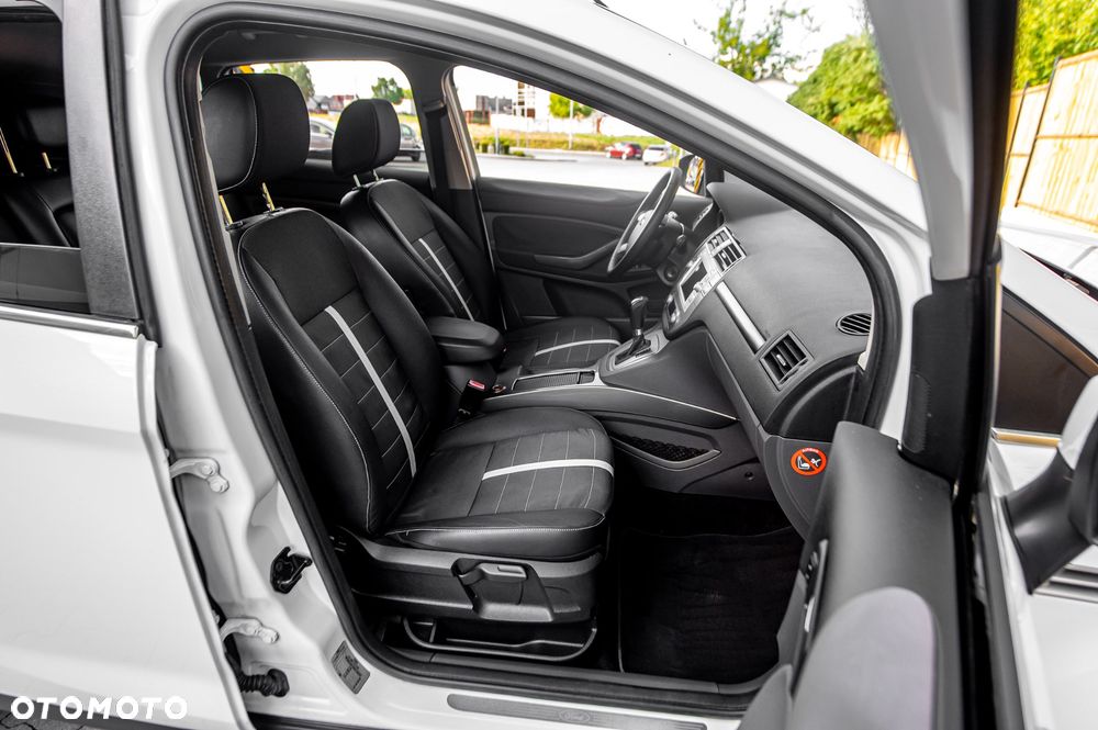 Ford Kuga - 21