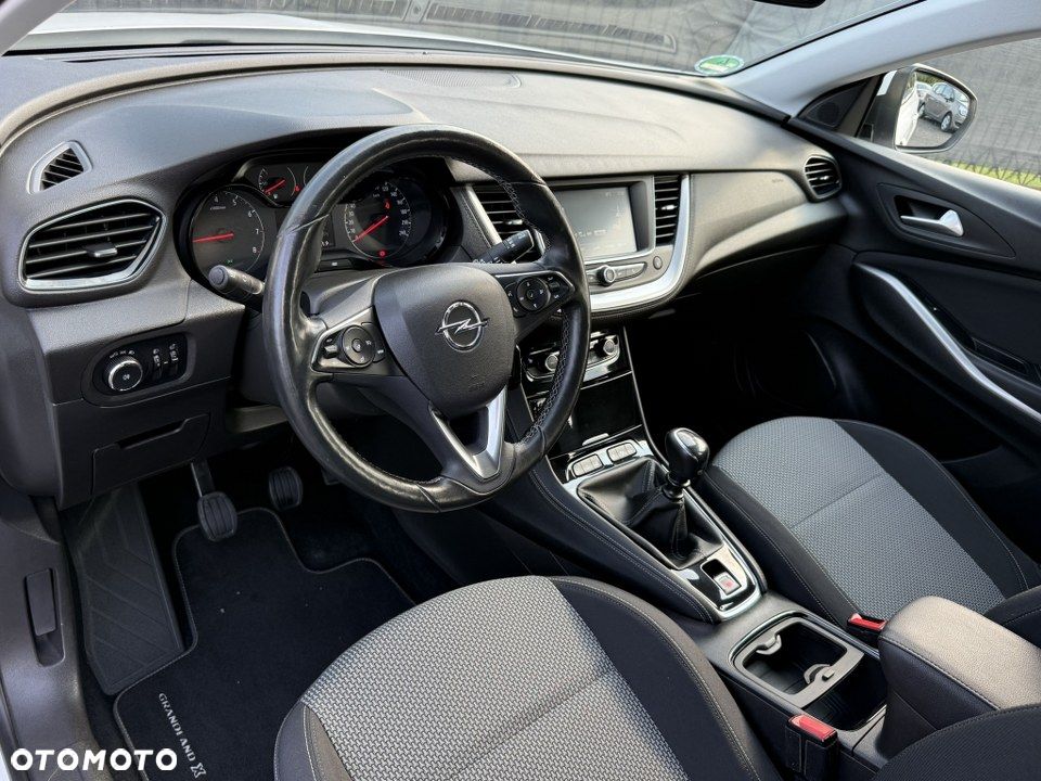 Opel Grandland X 1.2 Start/Stop INNOVATION - 17