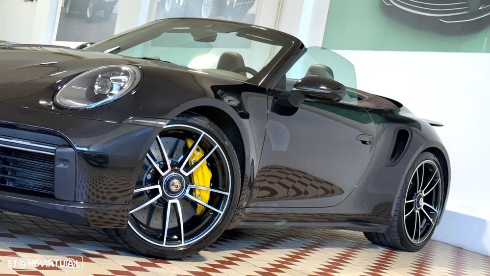 Porsche 911 (992) Turbo S PDK - 7