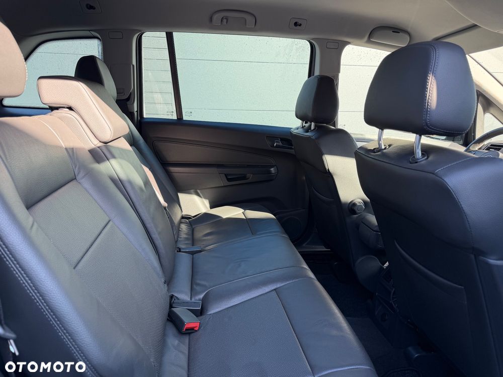 Opel Zafira 2011 photo 3