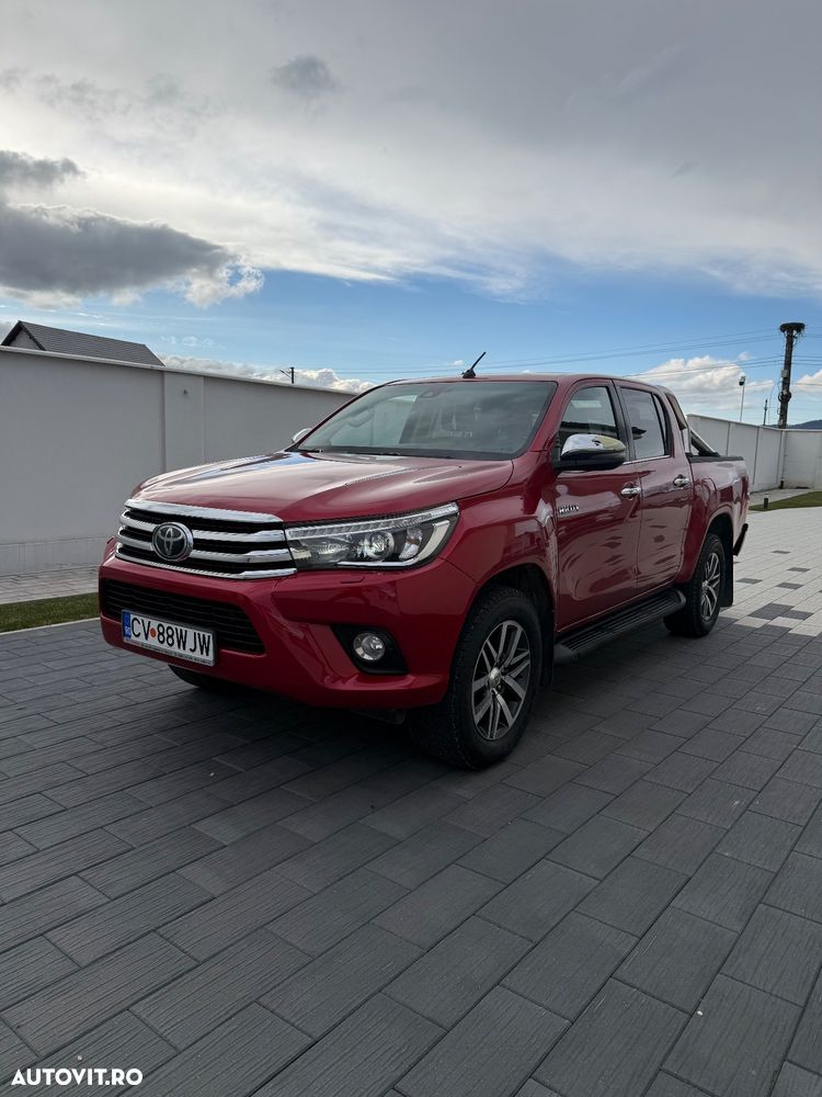 Toyota Hilux - 1