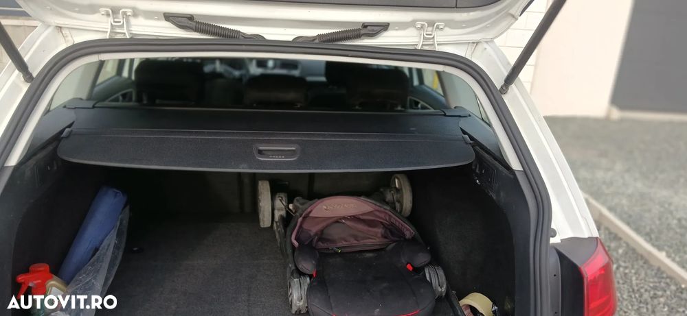 Volkswagen Golf 1.6 TDI BlueMotion Technology Comfortline - 6