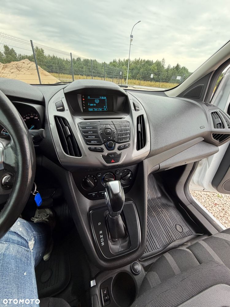 Ford Transit Connect - 27