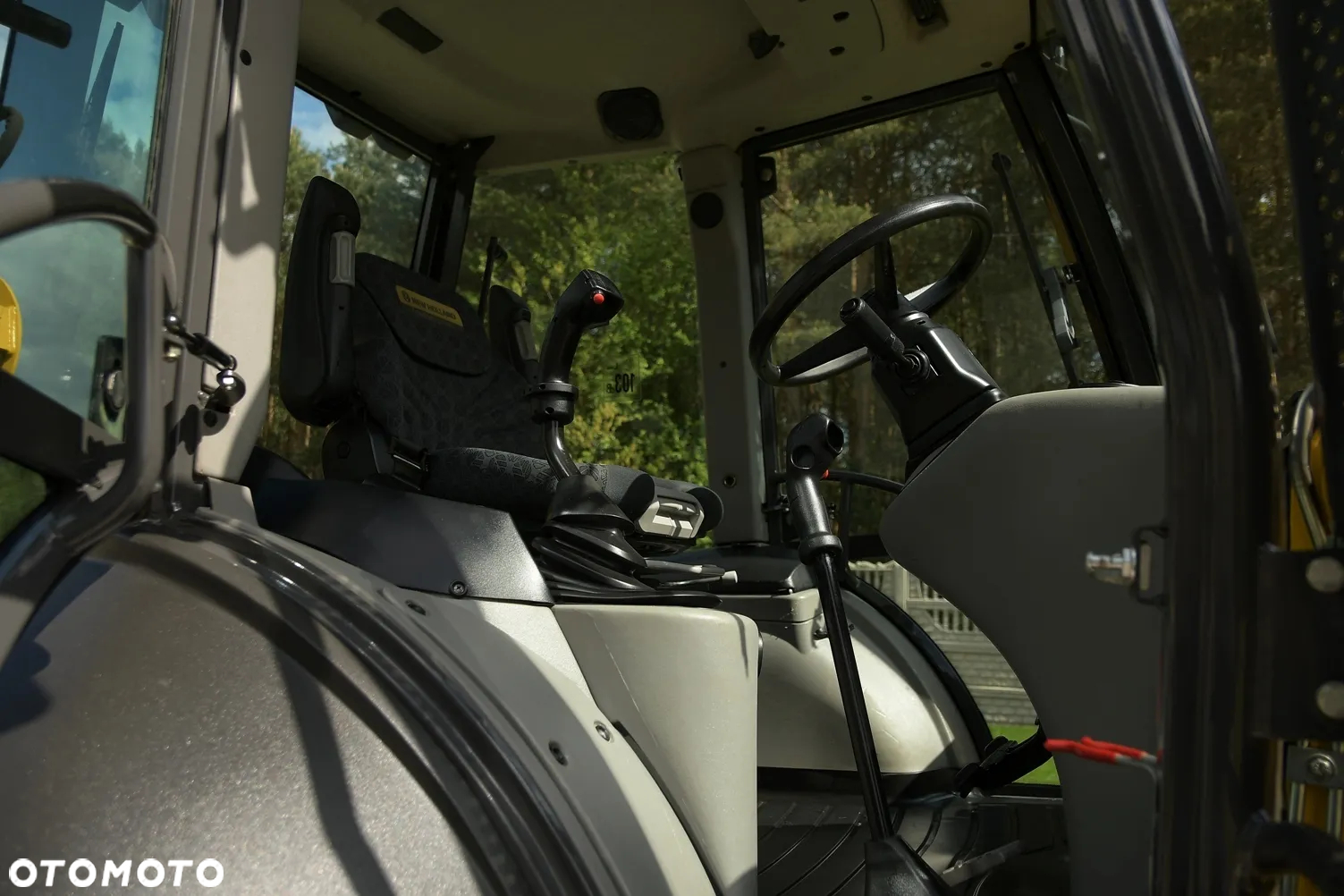New Holland KOPARKO-ŁADOWARKA * NEW HOLLAND B110C TC * ZNAKOMITY STAN! - 22