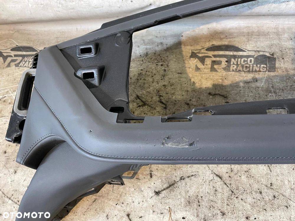 DESKA ROZDZIELCZA KOKPIT KONSOLA BMW 7 G70 LEDER ATLASGRAU HUD - 12