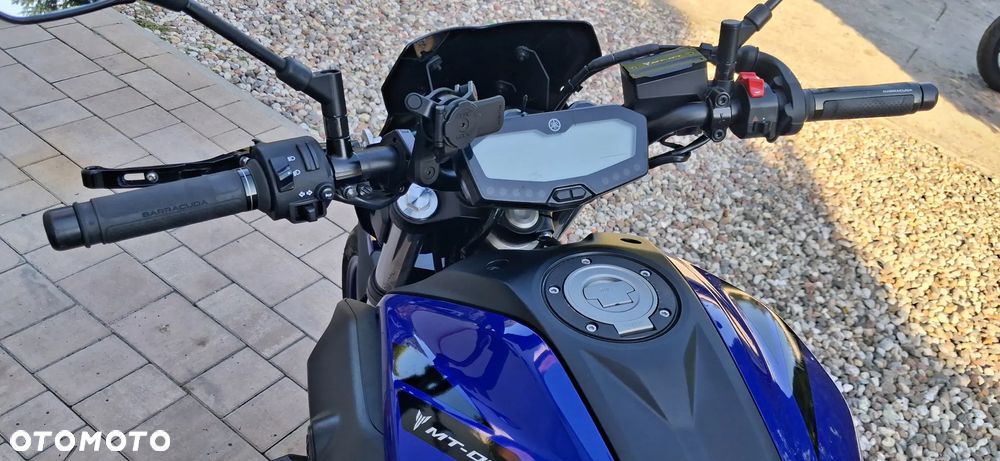 Yamaha MT - 6