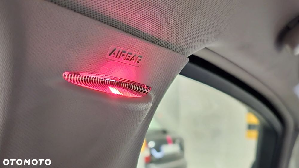 Renault Espace 1.6 dCi Energy Initiale Paris EDC 7os - 28