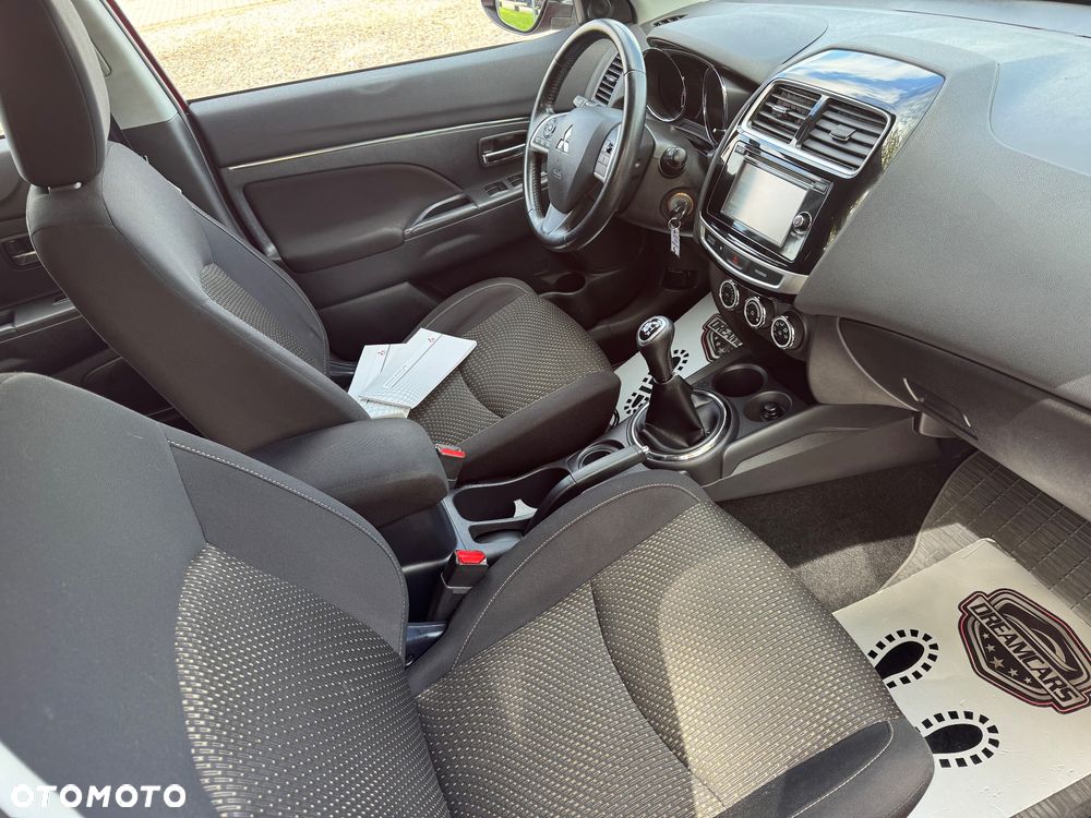 Mitsubishi ASX - 15