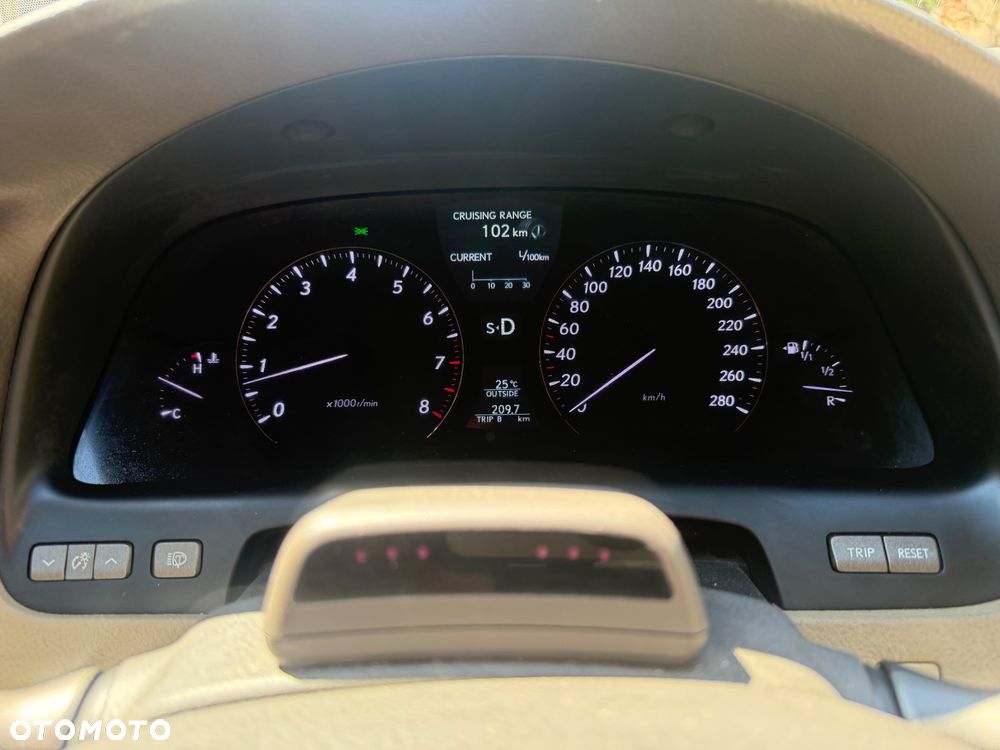 Lexus LS 460 Superior - 37