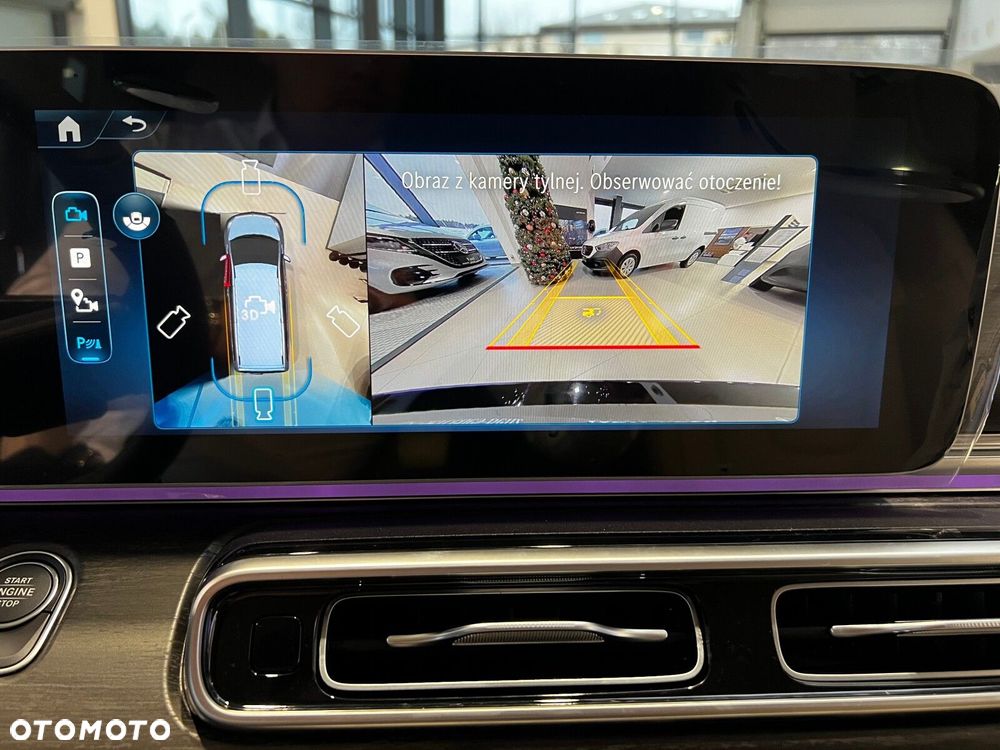 Mercedes-Benz Klasa V - 15