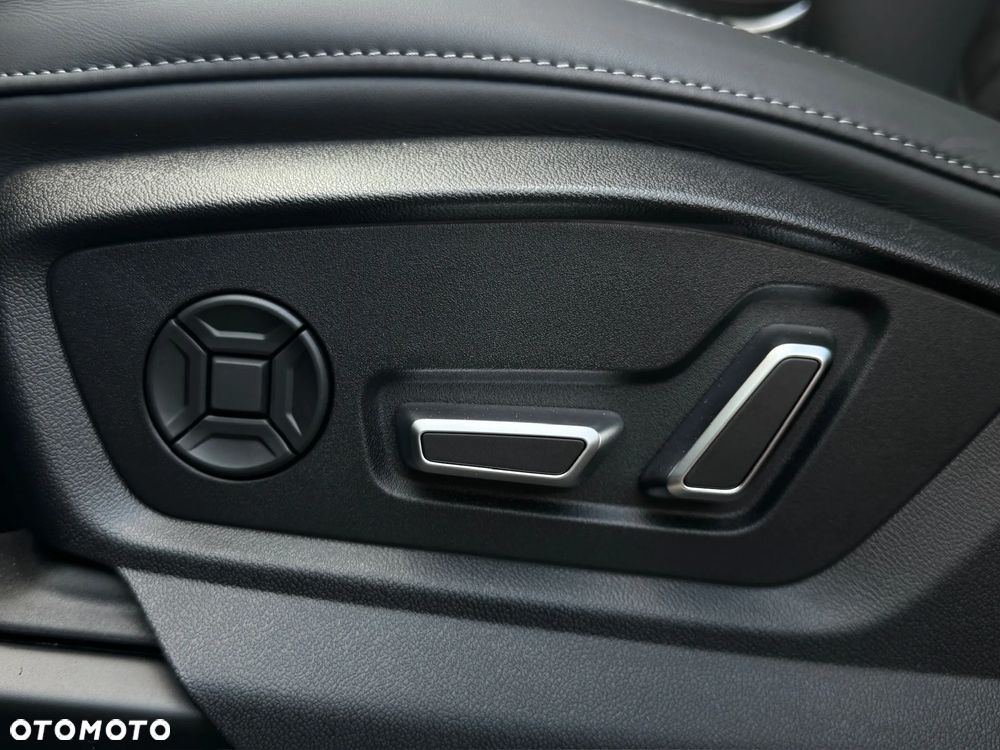 Audi Q8 - 32