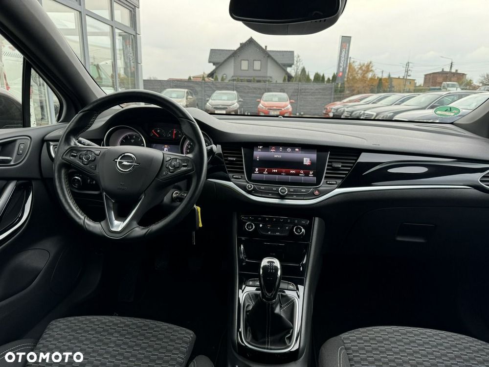 Opel Astra - 11