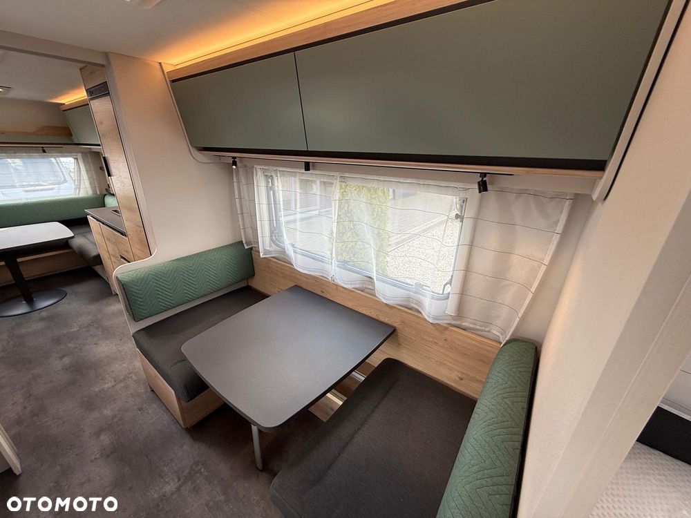 Dethleffs Camper 730FKR - 17