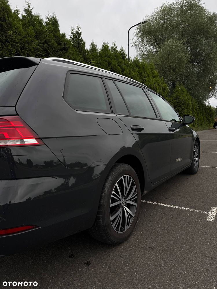 Volkswagen Golf - 14