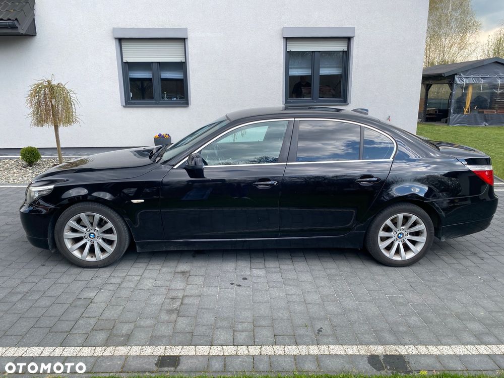 BMW Seria 5 520d - 4