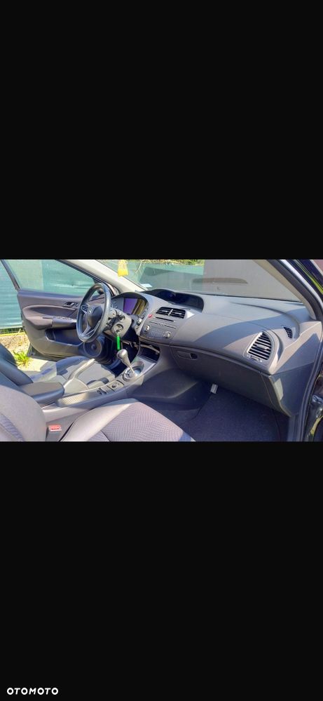 Honda Civic 1.8 Comfort - 9
