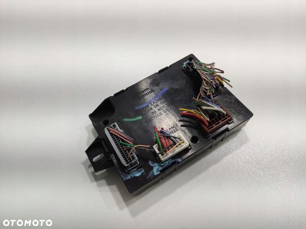 moduł sterownik bcm t4la renault trafic iii vivaro b 284b14579r 2014-2019 - 3