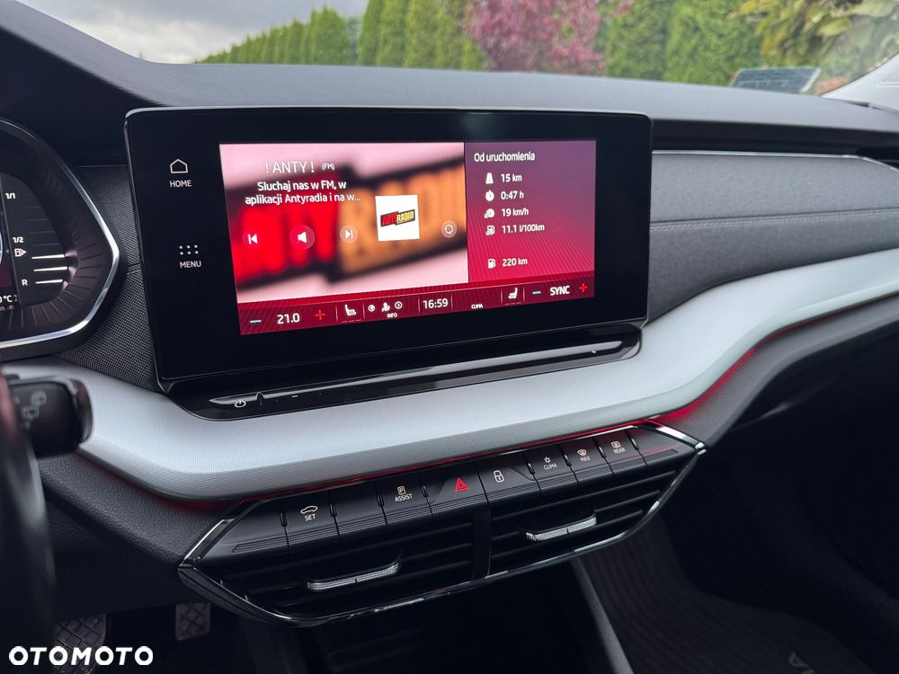 Skoda Octavia 2.0 TDI 4x4 Style DSG - 27