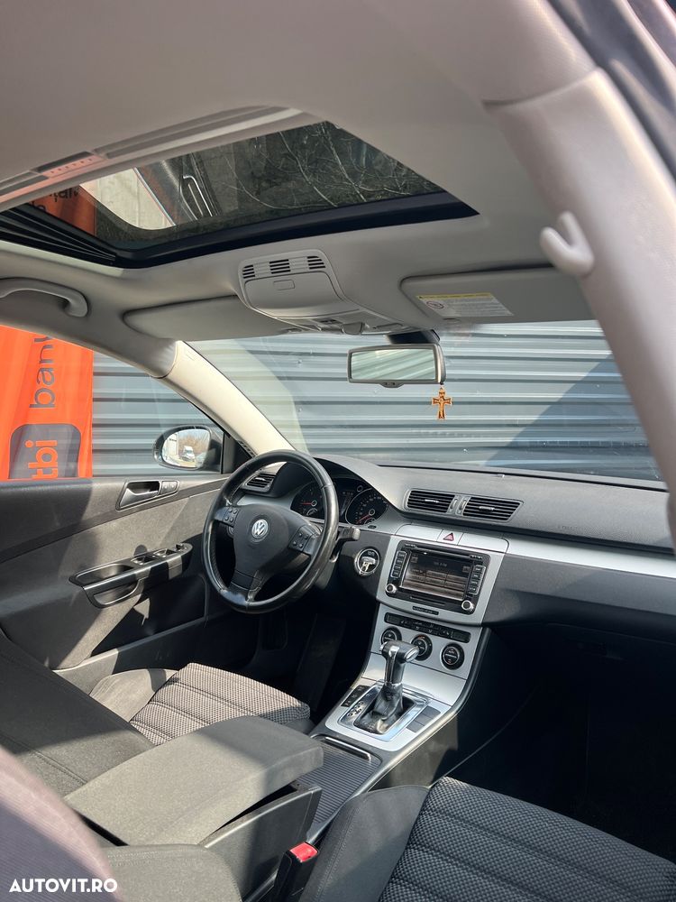 Volkswagen Passat 2.0 TDI DPF DSG Highline - 9