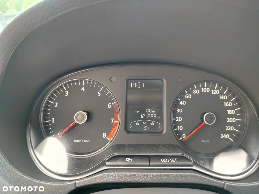 Volkswagen Polo 1.2 Team - 18