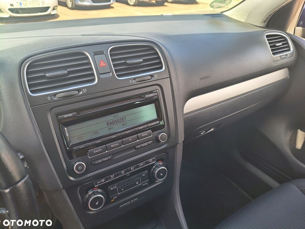 Volkswagen Golf 1.2 TSI Team - 26