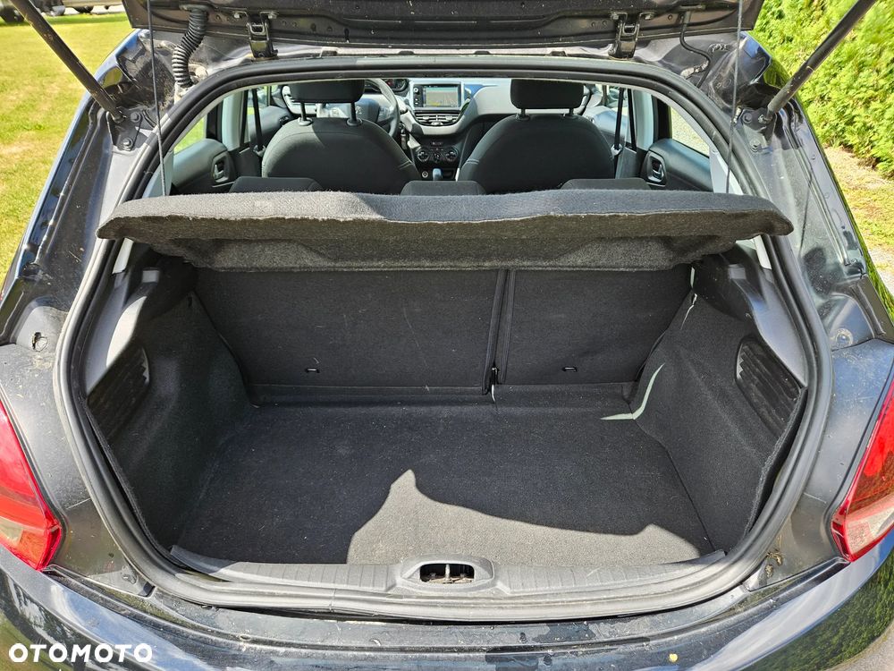 Peugeot 208 82 PureTech Style - 9