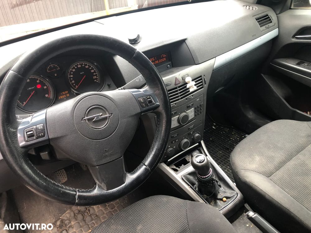 Opel Astra 1.3 CDTI Enjoy - 9