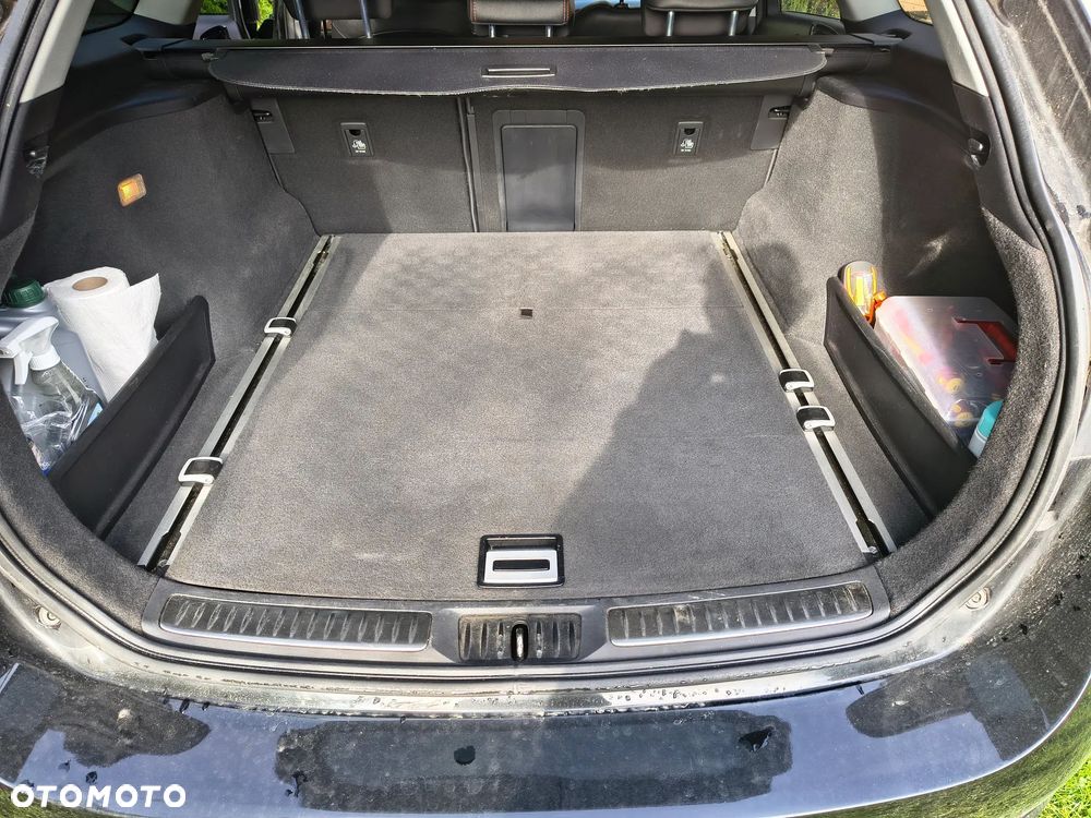 Toyota Avensis 1.8 Premium - 21