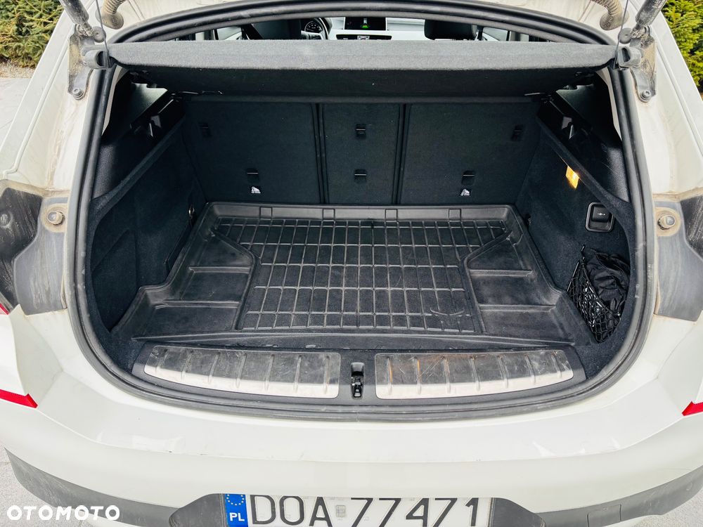 BMW X2 sDrive18i - 11