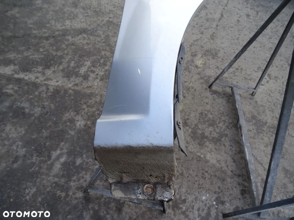 Błotnik Dacia Logan Prawy Przód - 2