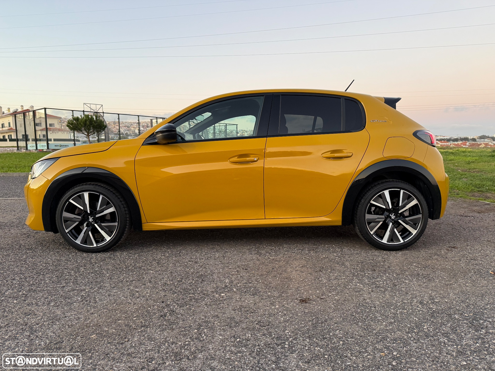 Peugeot 208 1.2 PureTech GT Line EAT8 - 6