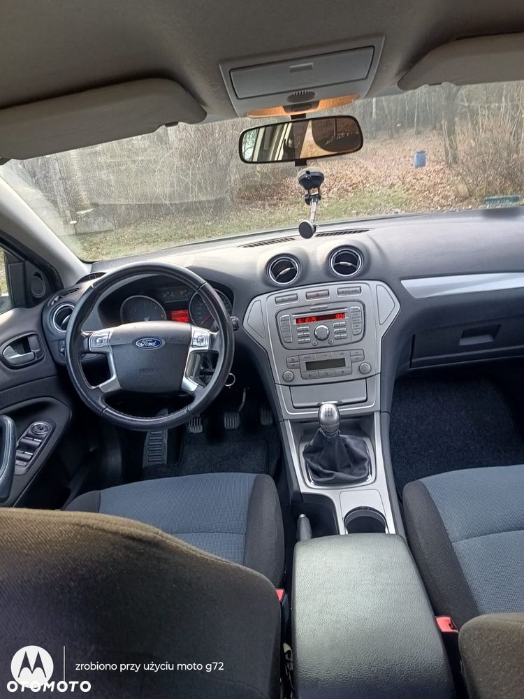 Ford Mondeo 1.8 TDCi Ambiente - 3