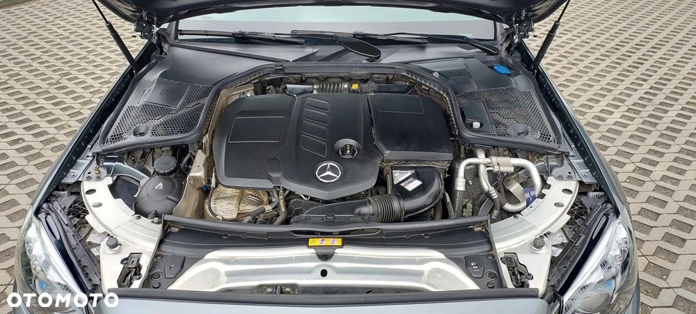 Mercedes-Benz Klasa C 220 d 9G-TRONIC - 14
