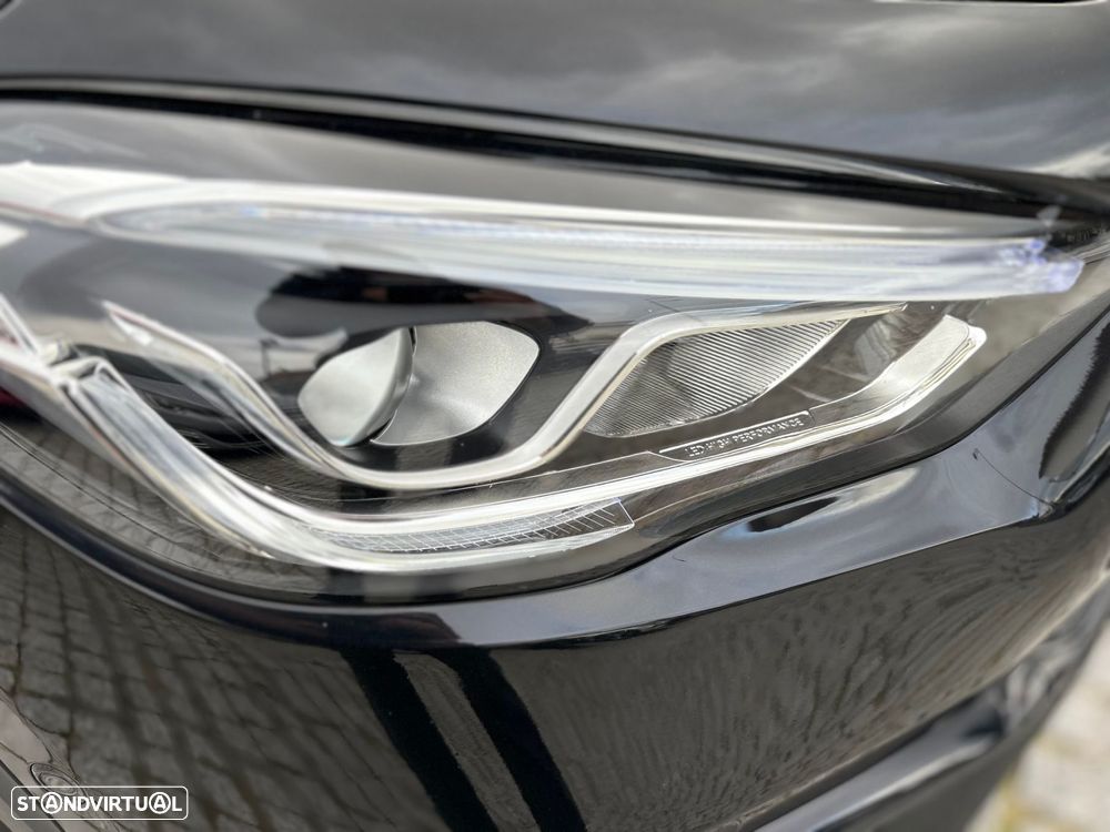 Mercedes-Benz GLA 250 e AMG Line - 12